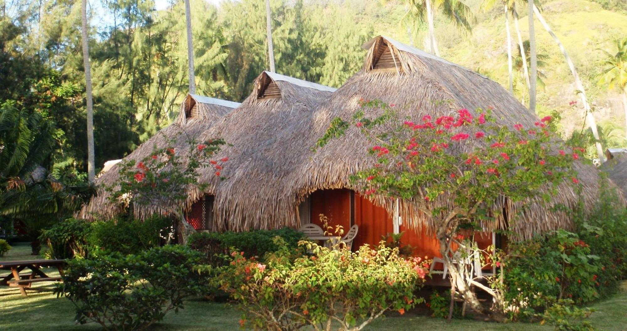 Hotel Hibiscus Papetoai ภายนอก รูปภาพ