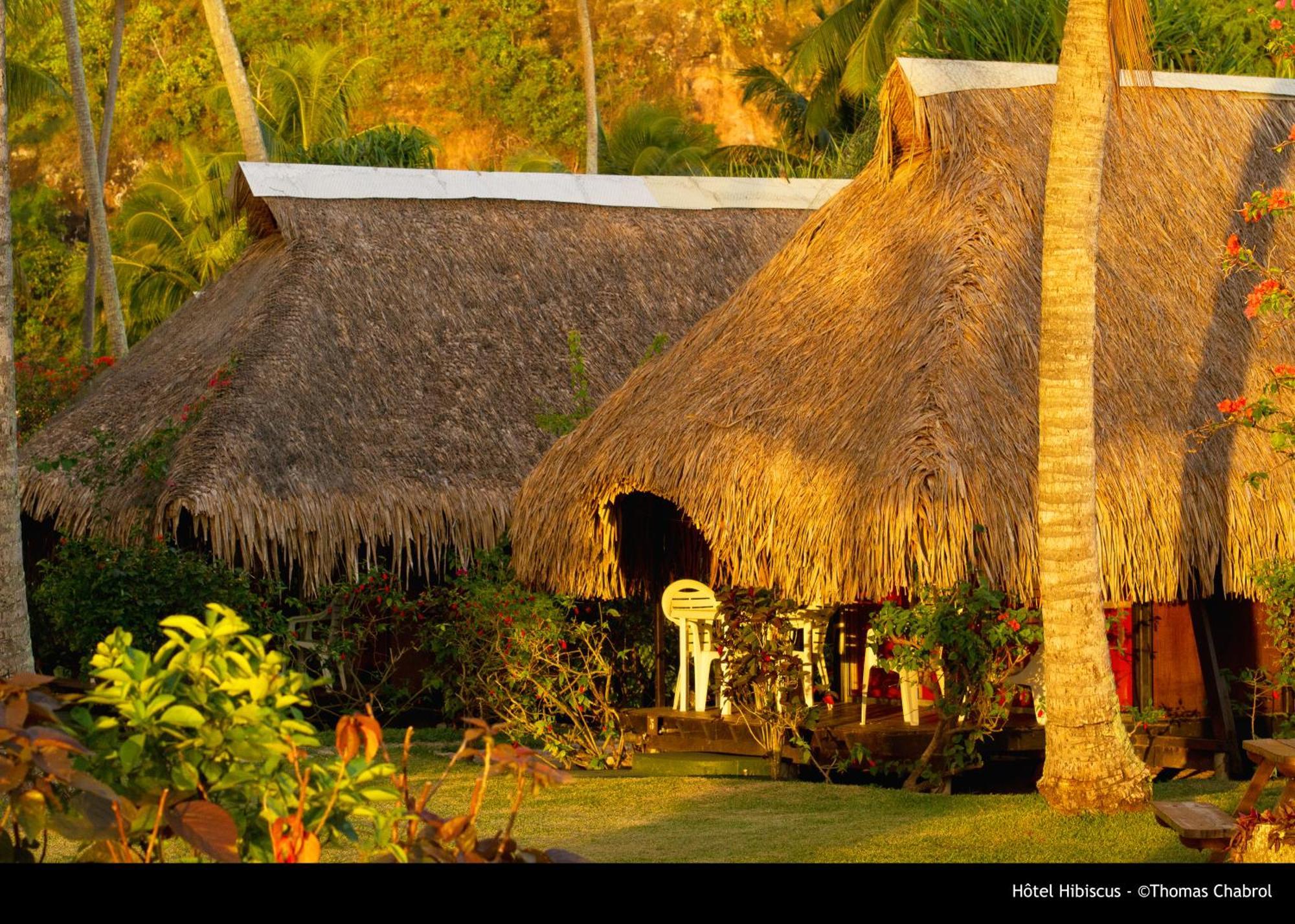 Hotel Hibiscus Papetoai ภายนอก รูปภาพ