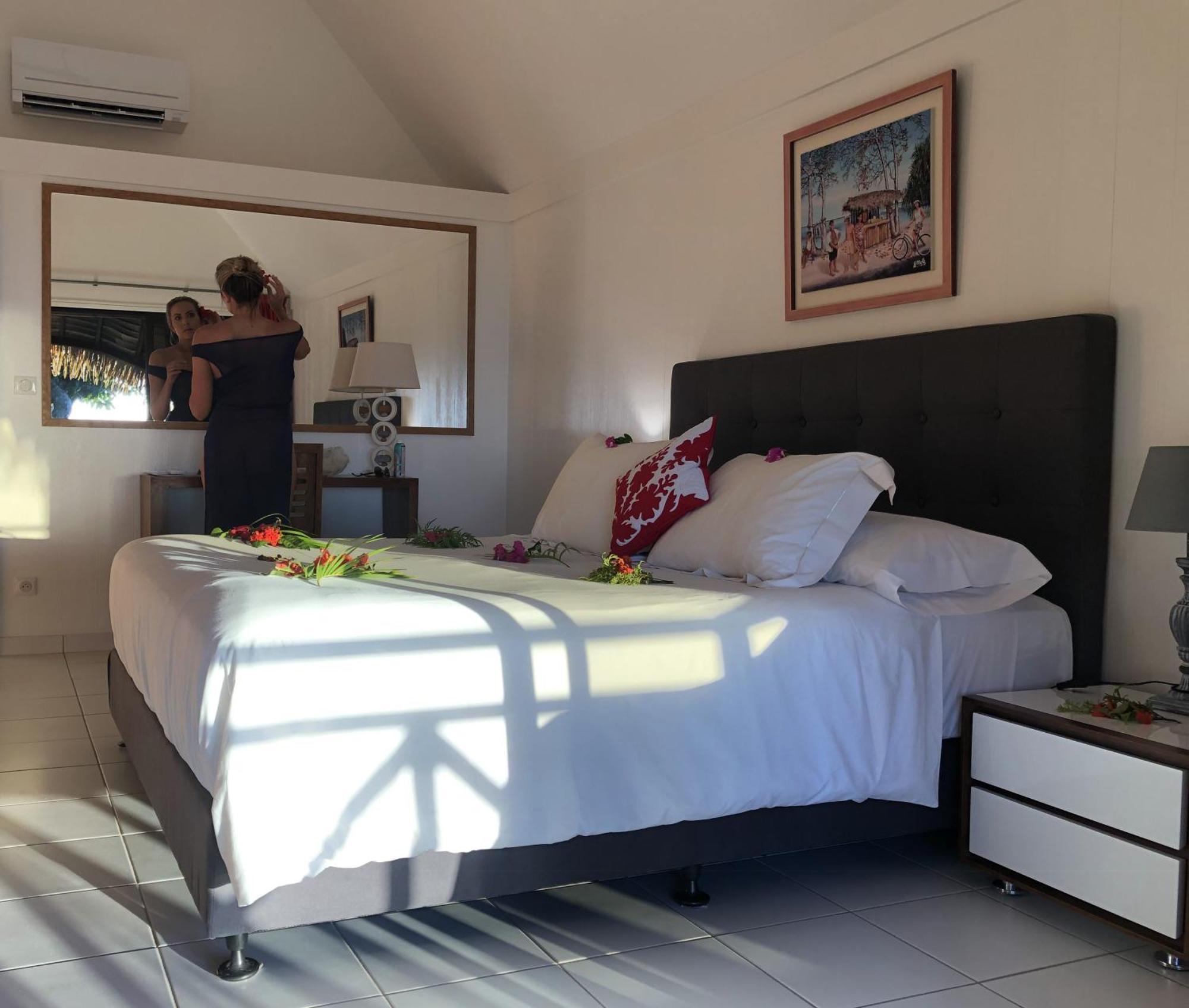 Hotel Hibiscus Papetoai ภายนอก รูปภาพ
