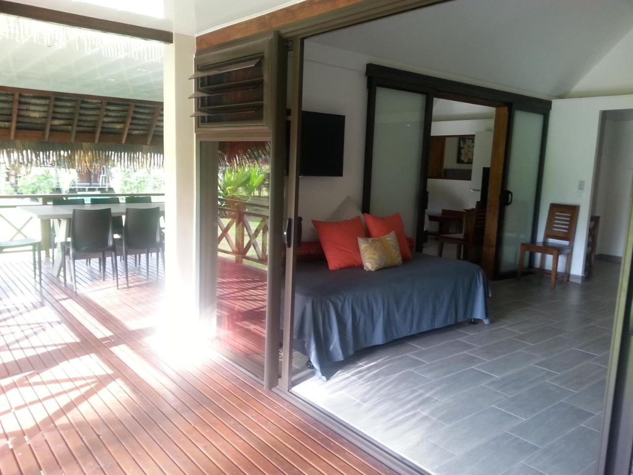 Hotel Hibiscus Papetoai ภายนอก รูปภาพ